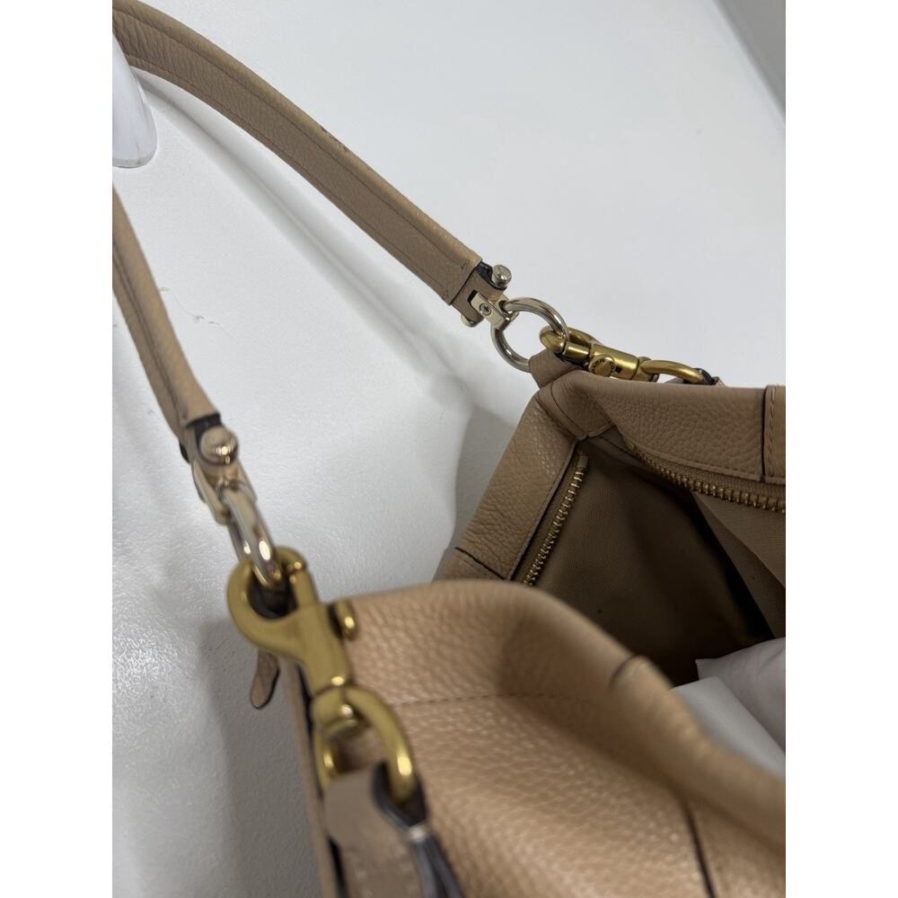 Coach Handbag Scout Hobo Bag Tan Top handle & Removable shoulder strap - Picture 13 of 15